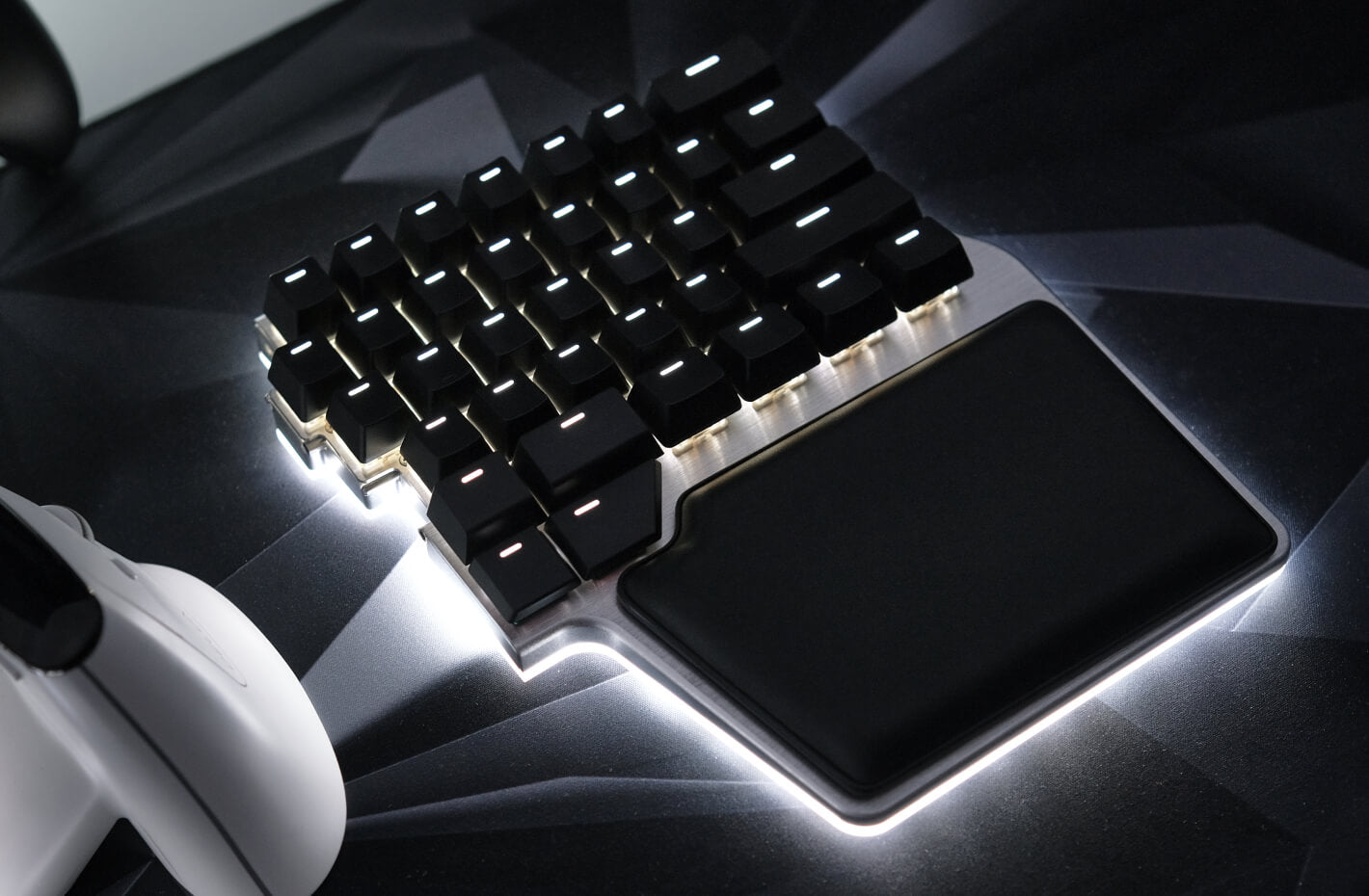 Extra Keycaps and Palm Pads Bundle