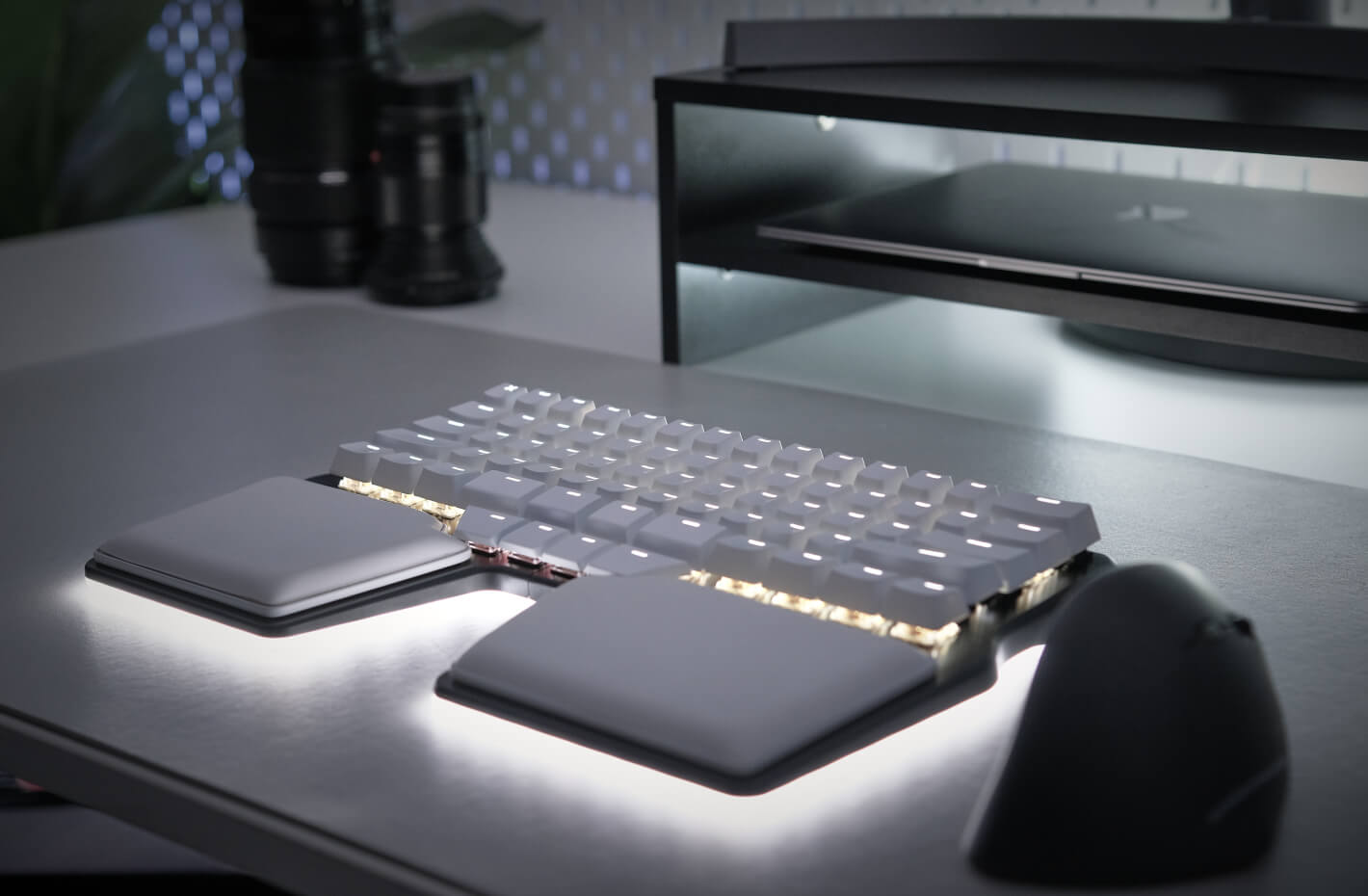 Extra Keycaps and Palm Pads Bundle